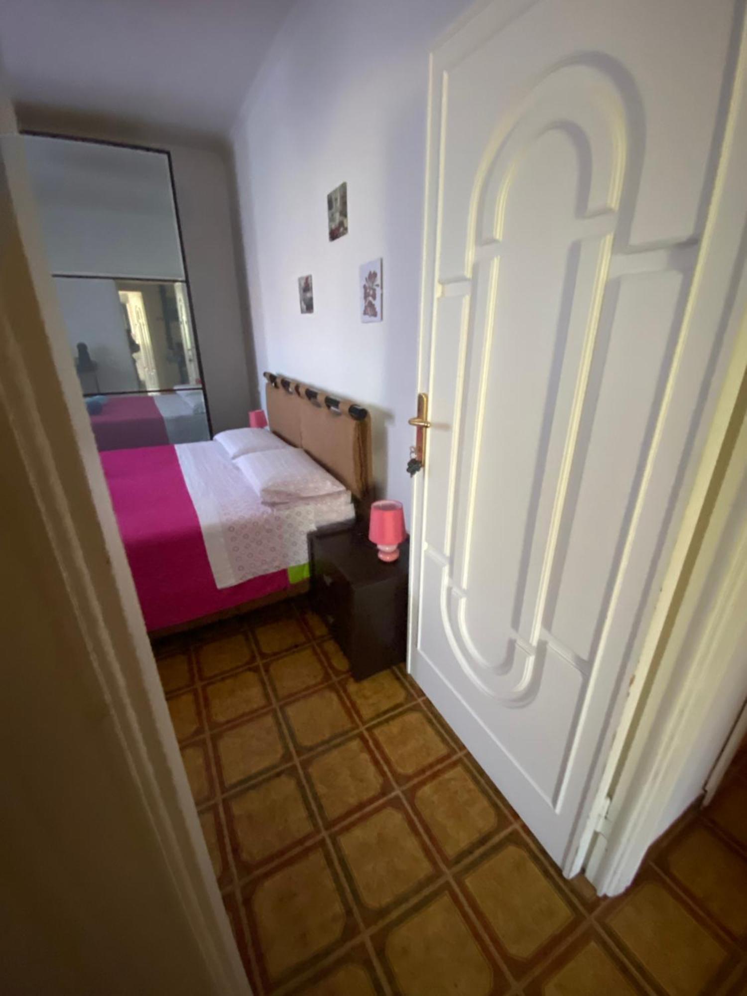 オルビアA Casa Da Mari Stanza Privata Bagno Condivisoアパートメント エクステリア 写真