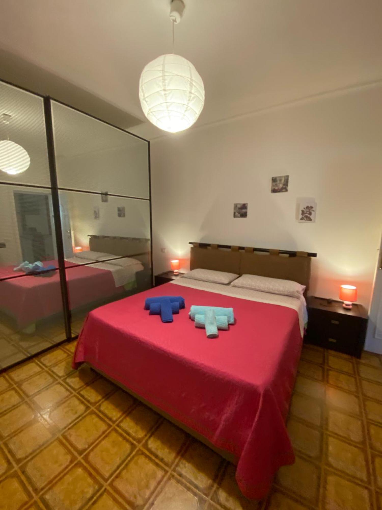 オルビアA Casa Da Mari Stanza Privata Bagno Condivisoアパートメント エクステリア 写真